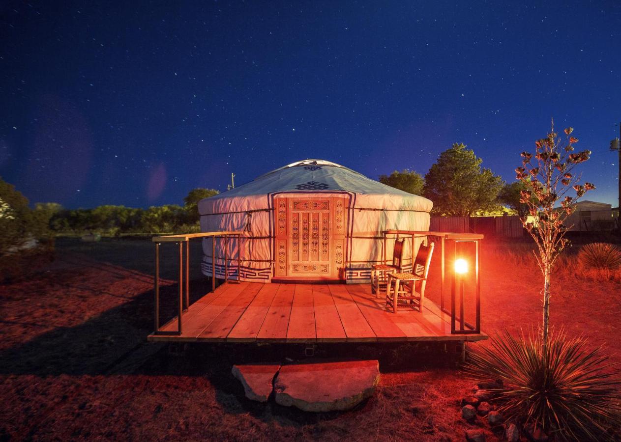 Вілла El Cosmico Марфа Екстер'єр фото